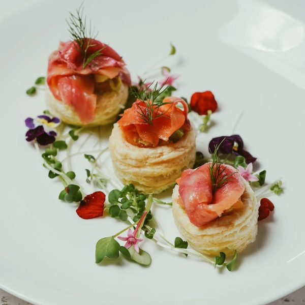 amazingbalicatering_1740392782_3574996228897741997_1478760446